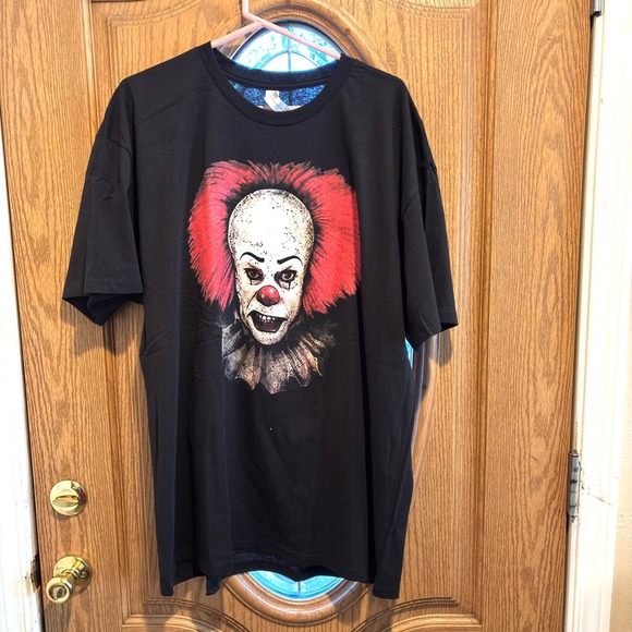 IT Movie Pennywise Clown Graphic T Shirt Horror Film Tee 2XL 2EG 2TG Black - Picture 1 of 10